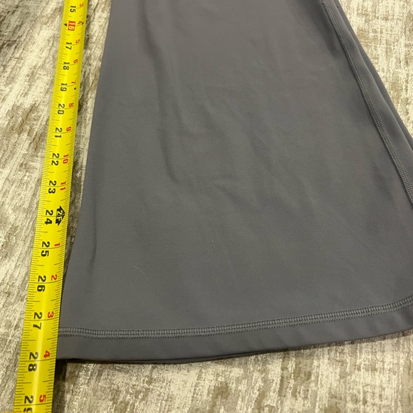 Athleta high rise medium petite Elation Flare Pant legging Lavender blue Gray - Picture 12 of 16